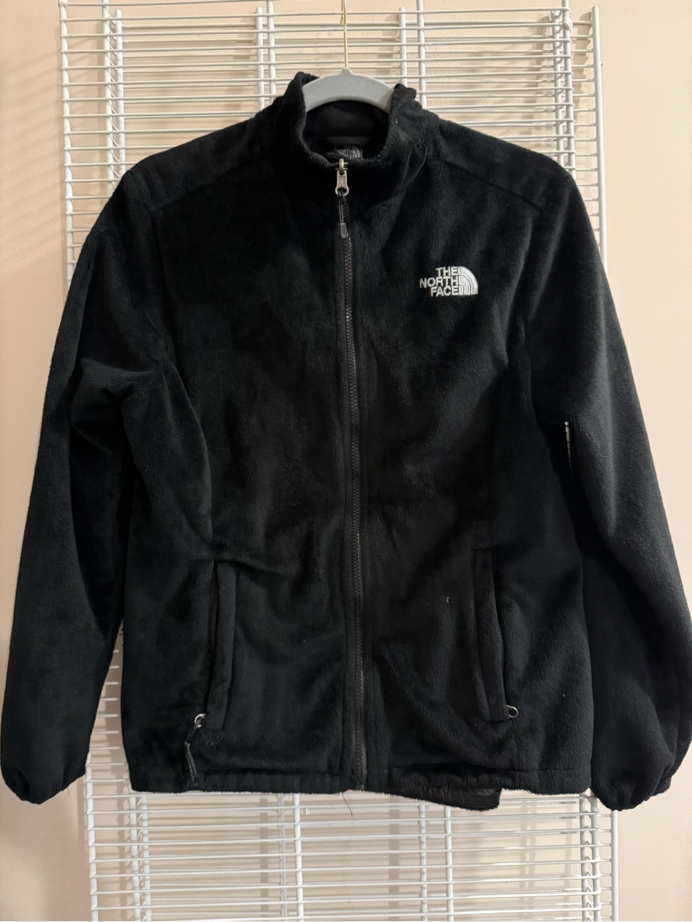 The North Face Black Women’s Lightweight Fleece Jacket